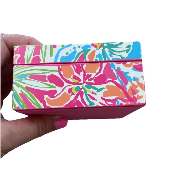 Lilly Pulitzer Small Trinket Jewelry Box Floral Tropical Lined Hot Pink - Picture 3 of 8